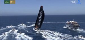 01 Sydney (61) Channel 7 Screenshot of Andoo Comanche & CD (2)