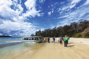 coral-expditions-tasmania-wineglass-bay-9