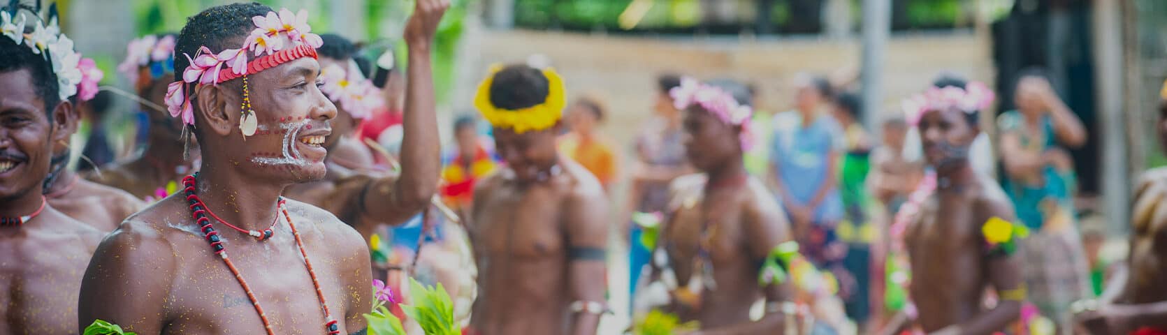 Expedition-Cruise-Papua-New-Guinea-&-Micronesia-Coral-Expeditions-PNG-Culture