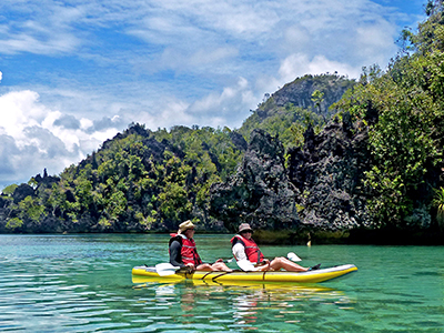 Image Block (Ships) Kayak