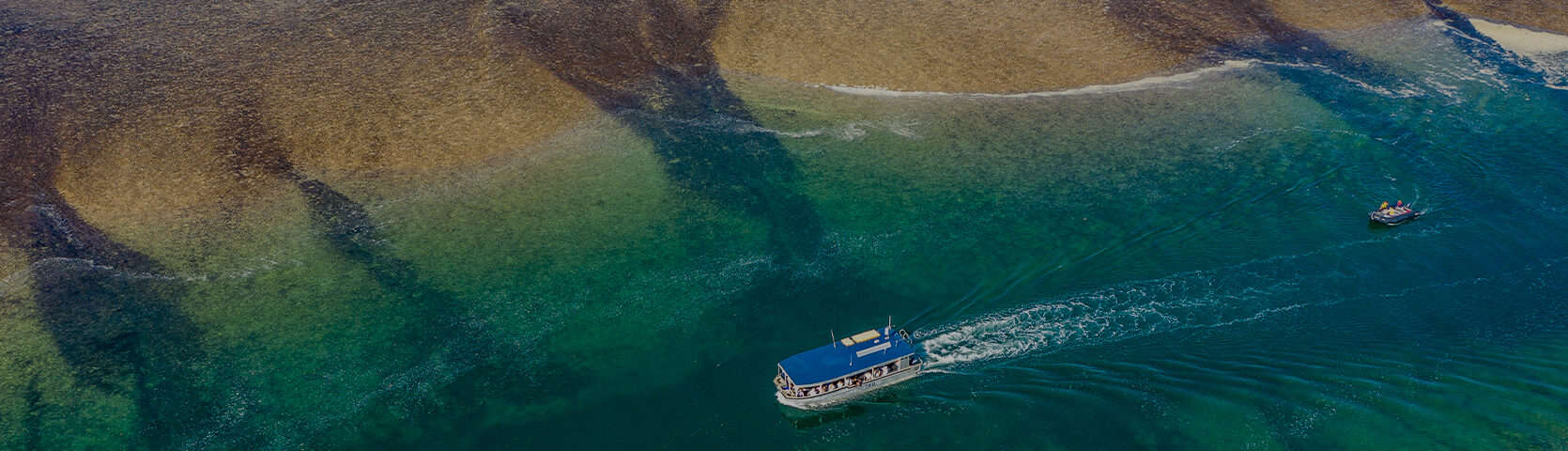Montgomery-Reef-The-Kimberley-Cruise-Coral-Expeditions-in-Xplorer-Tender