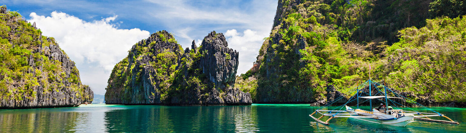 Traditional Sea Boat Philippines-Banner