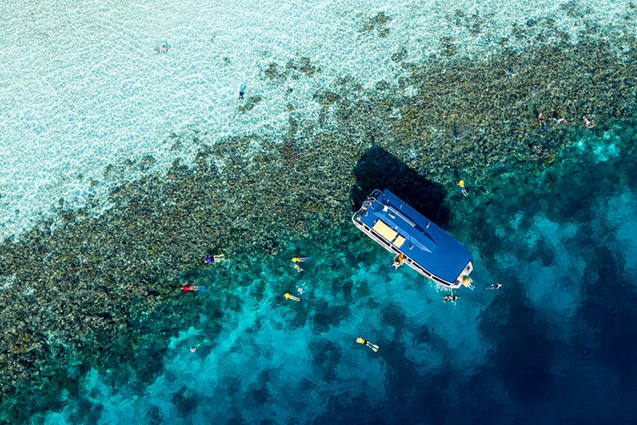 Triton Bay 900x600px
